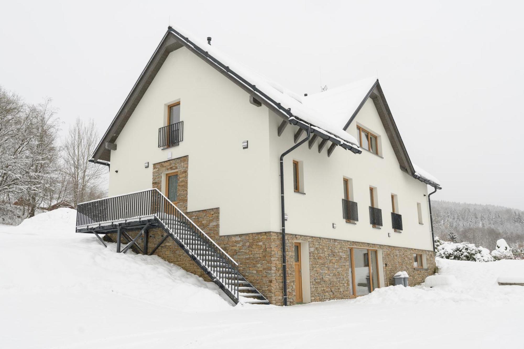 Apartmany Studenoff Рокитнице над Ийзероу Екстериор снимка